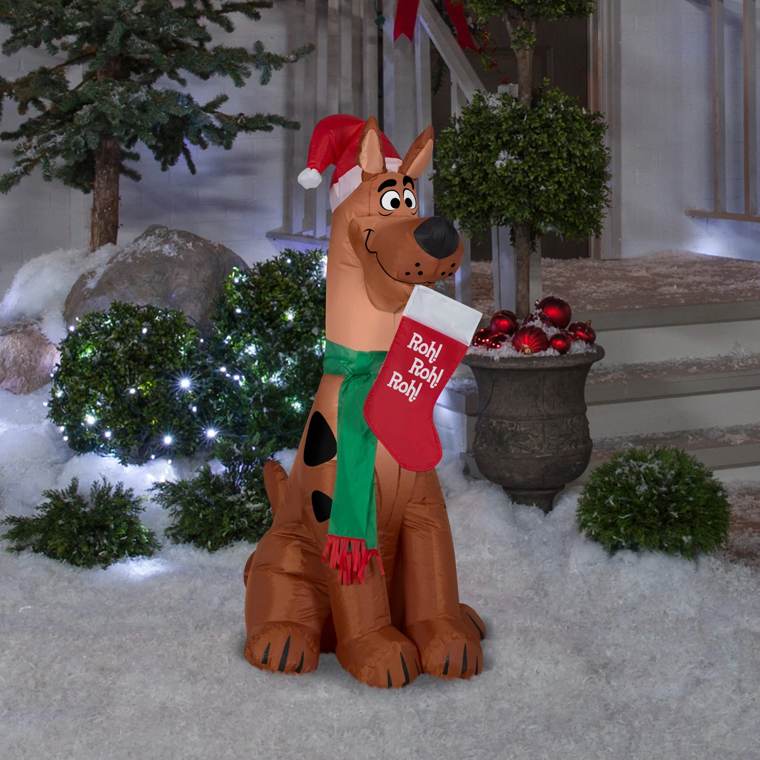 National Tree Company Inflatable Scooby Doo, LED Lights, Plug In, Christmas Collection, 3.5 Feet 2 National Tree Company Inflatable Scooby Doo, LED Lights, Plug In, Christmas Collection, 3.5 Feet - Image 2